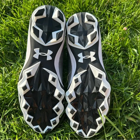 NWOT Under Armour Hammer MC 2.0 Lace-Up Football Cleats - Picture 6 of 10